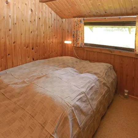 Nice In W/ Wifi And 3 Bedrooms Hébergement de vacances